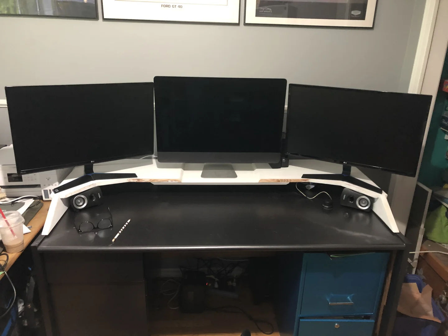 Monitor Hutch — original photograph 4