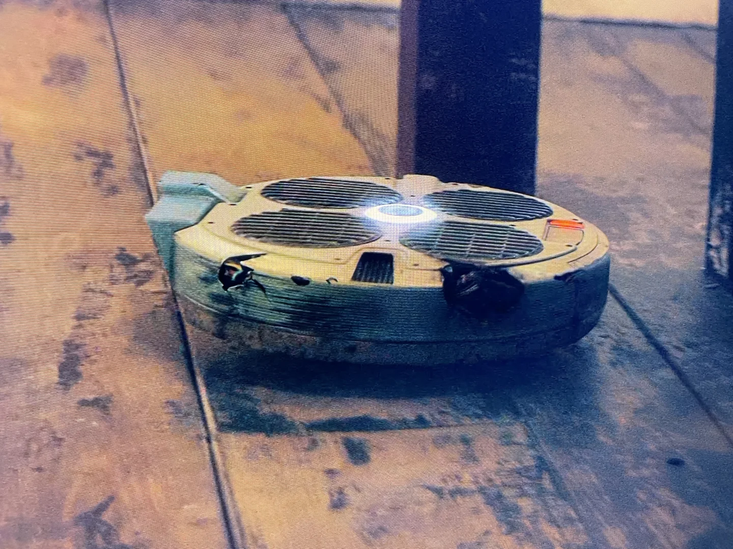 Hoover Vac 6 — original photograph 8