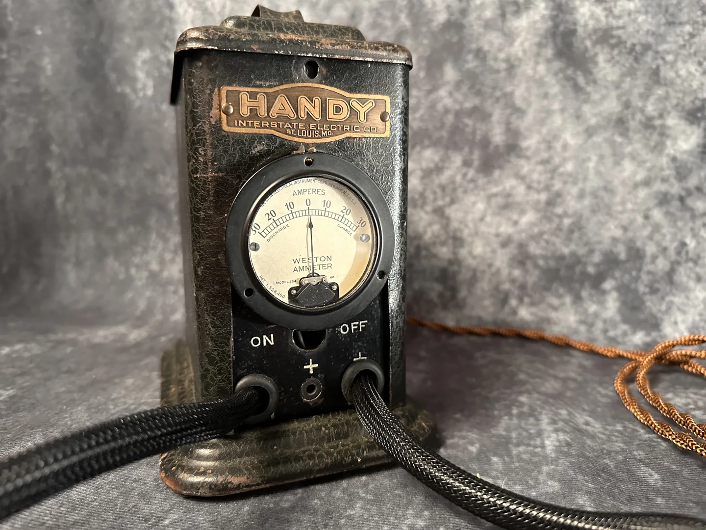 Handy Charger — original photograph 5