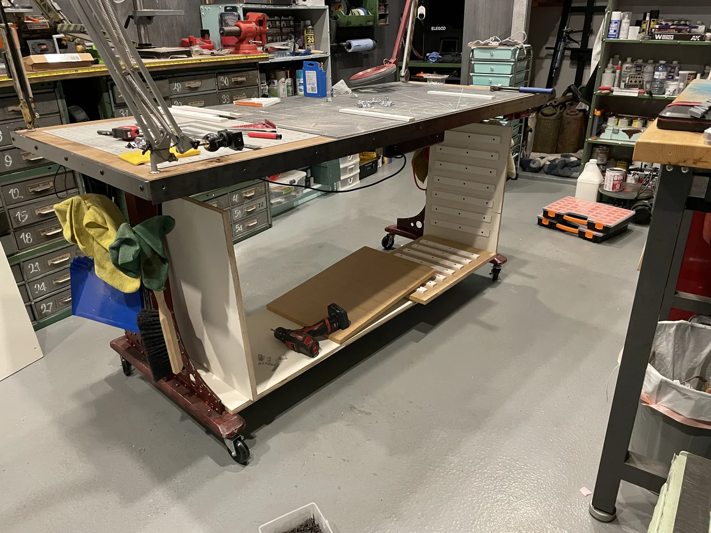 Work-Bench — original photograph 4